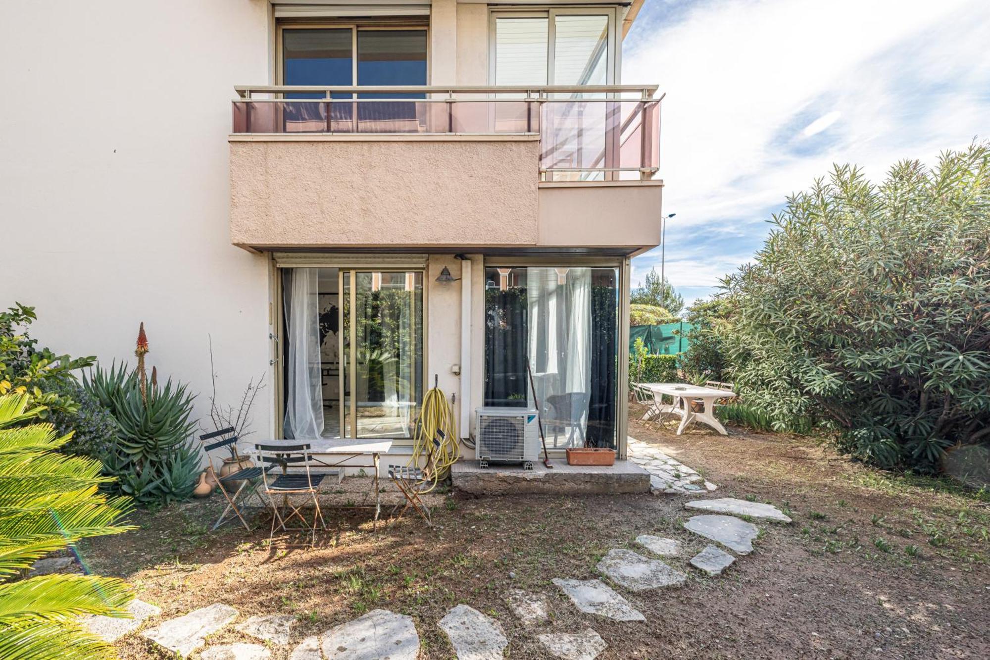 Le Globe Trotteur Apartment Saint-Laurent-du-Var Ngoại thất bức ảnh
